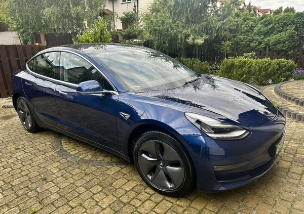 Tesla Model 3 cena 111000 przebieg: 80000, rok produkcji 2019 z Zbąszyń małe 29